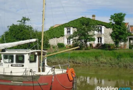 普雷斯約薩克區酒店