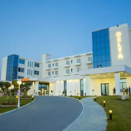 Hotel Delta Отели в г. Дуррес