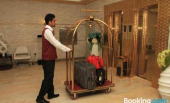 Rose Suite Operated by Suite Hotel Management