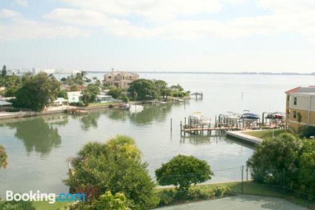 Sunrise Resort by Liberte'-Saint Pete Beach Updated 2023 Room Price-Reviews  u0026 Deals | Trip.com