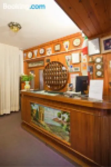 ホテル モデルノ