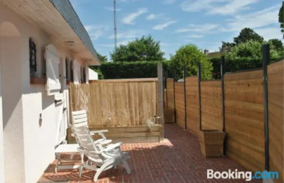 歐派爾拜伊公寓