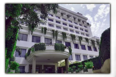 Hotel Kanha Shyam Ashoka Pillar 주변 호텔