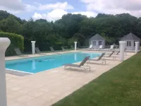 Chateau de La Goujonnerie - piscina