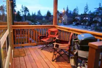 Cabins West - balcony