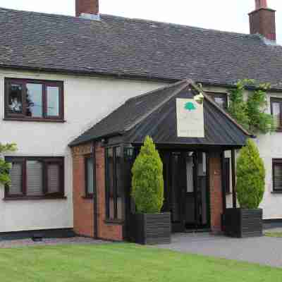 Oak Farm Hotel Hotel Exterior