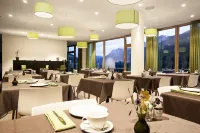 Hotel Arnica Scuol - Adults Only Hôtels à : Sent