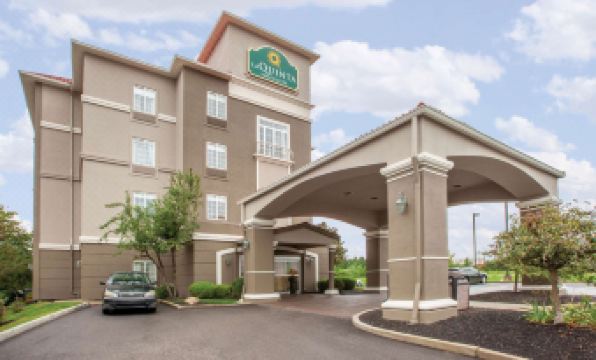 La Quinta Inn & Suites by Wyndham Cincinnati Airpt Florence