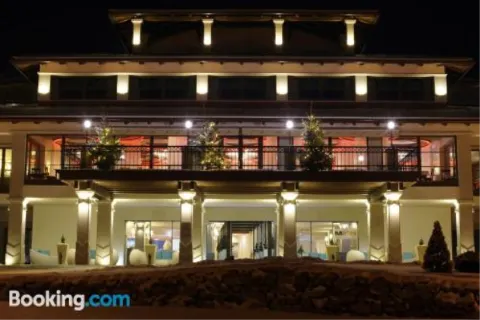 Hotel Cascade Resort & Spa