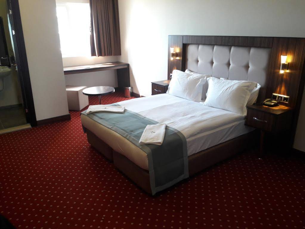 Legend Business Hotel Batumi