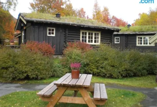 歪科維西特頓旅館