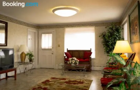 盧雷洞穴汽車旅館