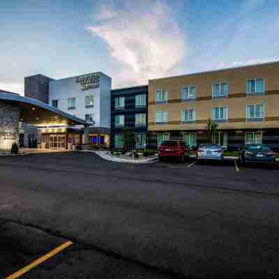 Fairfield Inn & Suites St. Joseph Stevensville Hotel Exterior