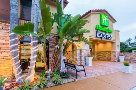 Holiday Inn Express San Diego - Sea World Area, an IHG Hotel