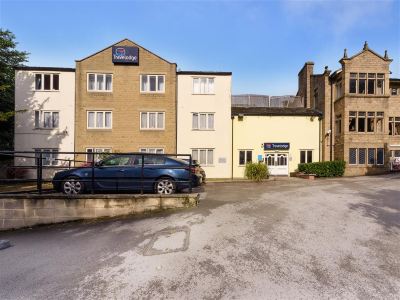 Travelodge Keighley Hotel