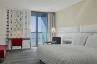 Le Méridien Oran Hotel & Convention Centre - Balkon
