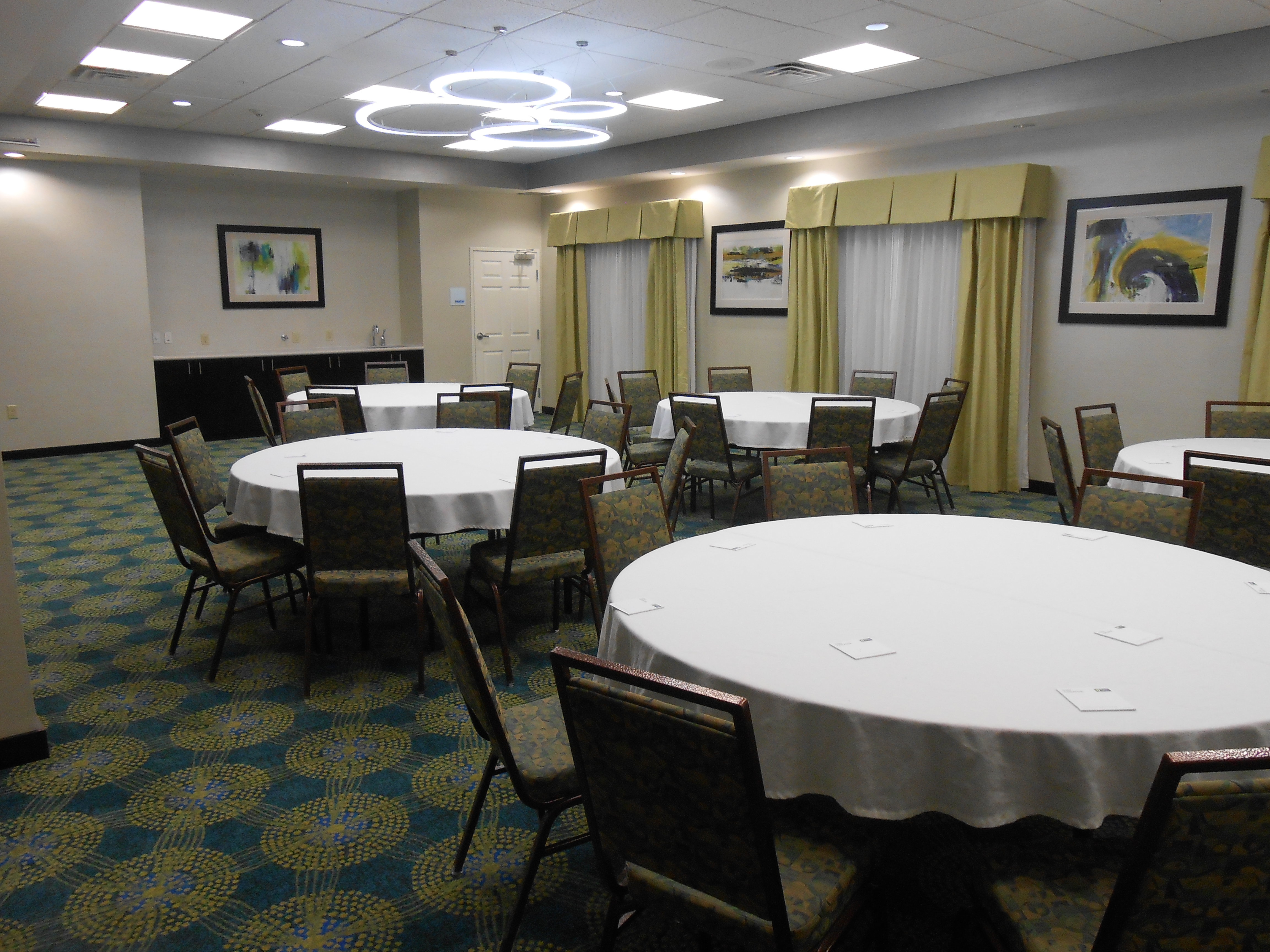 Holiday Inn Express & Suites Houston Northwest-Brookhollow, an Ihg Hotel