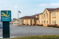 Quality Inn & Suites Hotels near ALDI