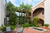 Hostal Nicolas de Ovando Santo Domingo - MGallery Collection Các khách sạn gần Plaza de la Bandera