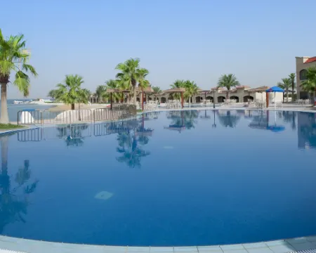 Mena Holiday Beach Resort Half Moon Hotels in Dhahran