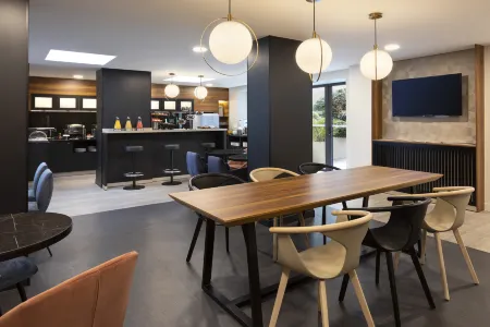 Citadines Trocadéro Paris Отели рядом с достопримечательностью «Парк Багатэль - ла Розре»