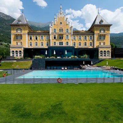 Grand Hotel Billia Hotels near Chantorné