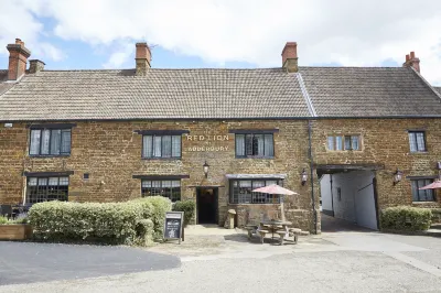 Red Lion Hotel by Greene King Inns Hotels in Deddington