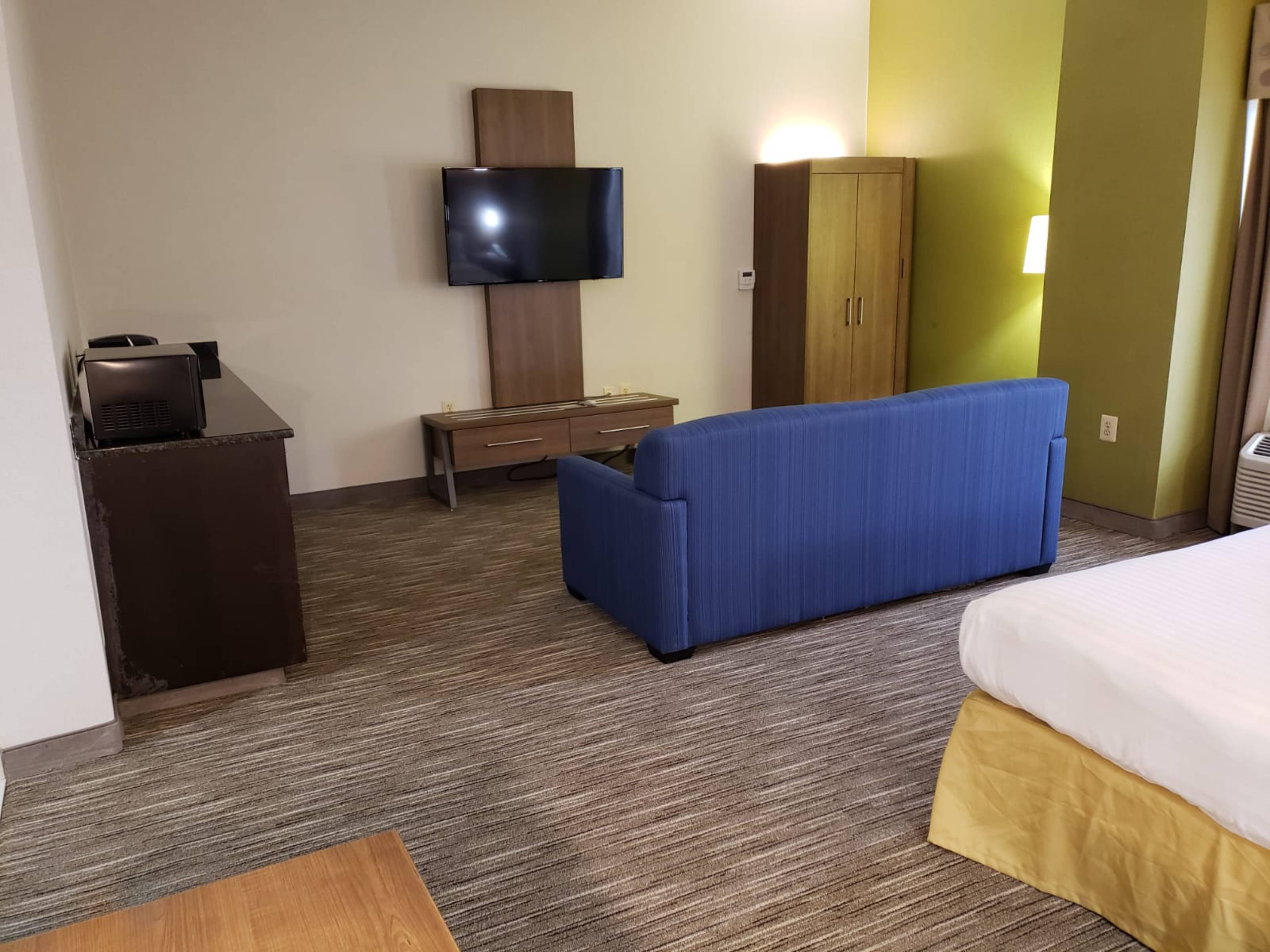 Holiday Inn Express Edgewood-Aberdeen-Bel Air, an Ihg Hotel