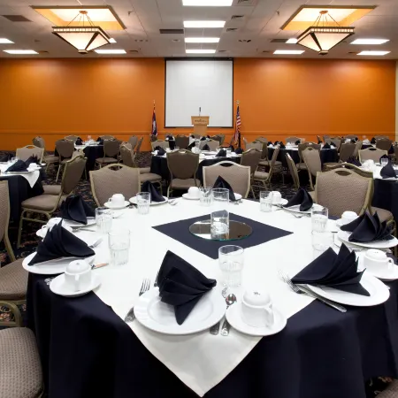 Ramada Plaza by Wyndham Sheridan Hotel & Convention Center