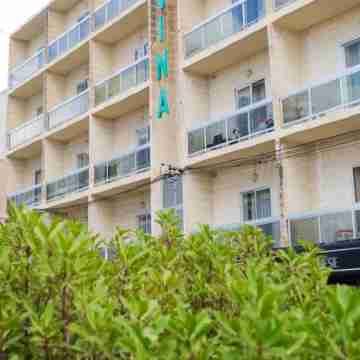 Mavina Hotel & Apartments Hotel Exterior