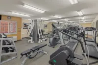 Candlewood Suites Raleigh Crabtree Hotel di House Creek
