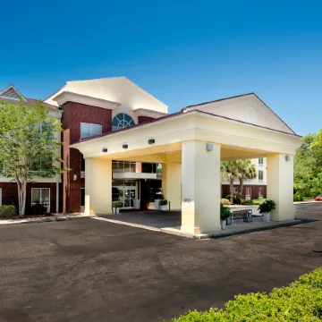 Holiday Inn Express & Suites DAPHNE-SPANISH FORT AREA by IHG