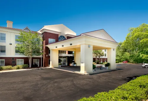 Holiday Inn Express & Suites DAPHNE-SPANISH FORT AREA by IHG