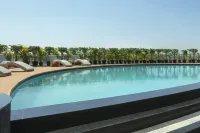Radisson Blu Hotel Ranchi - Pool