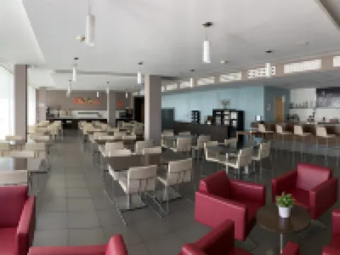 維託利亞智選假日酒店 阿拉瓦省酒店