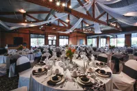 Holiday Inn & Suites ST. Paul NE - Lake Elmo Hotels in Lake Elmo