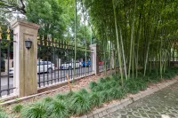 London Hotel (Shanghai Ruby Road Subway Station) Hotel in zona Hongqiao Shihua