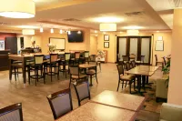 Hampton Inn Long Island/Commack Hotels in Hauppauge
