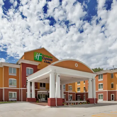 Holiday Inn Express & Suites KANSAS CITY SPORT COMPLEX AREA by IHG Hotels in der Nähe von Kauffman Stadium