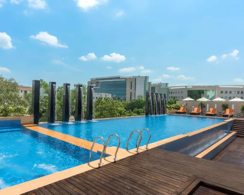 Feathers - A Radha Hotel Chennai Hotels near DLF IT Park