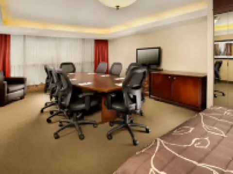 Hotel Lotus Kansas City Merriam Hotels in Overland Park