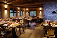 Aspen Alpin Lifestyle Hotel - servizio colazione