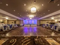 Radisson Hotel Montreal Airport Hotels near Lachine