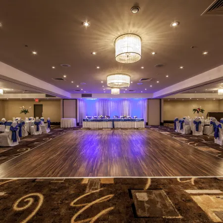 Radisson Hotel Montreal Airport