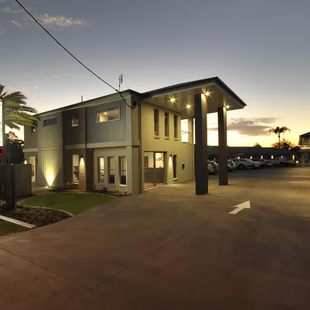 Northpoint Motel Apartments