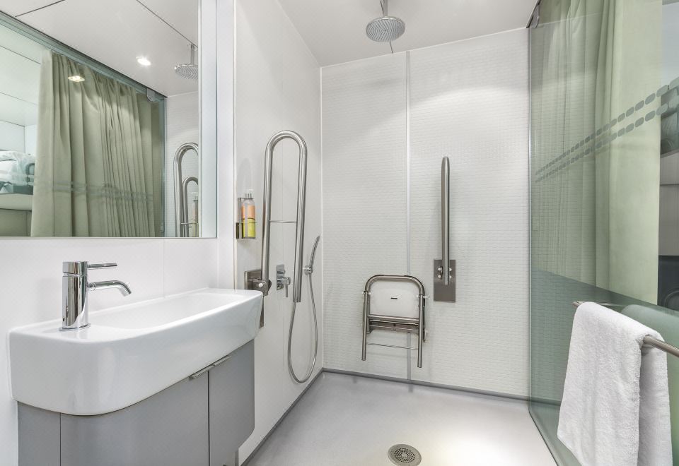 5. 요텔레어 런던 ..