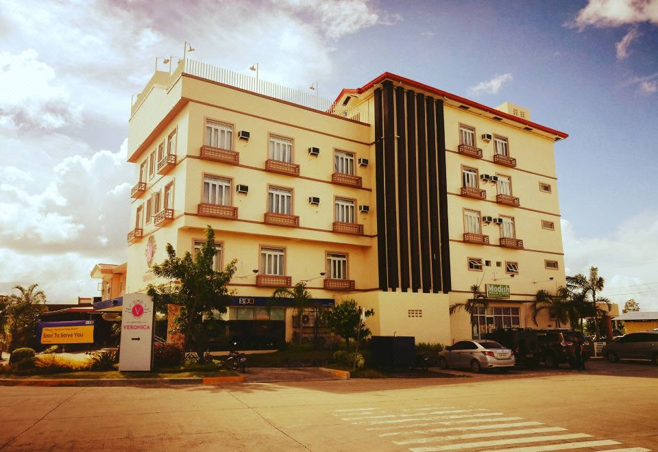 Hotel Veronica - Housity