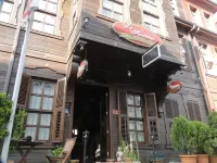 噴泉精品飯店 - 停車場