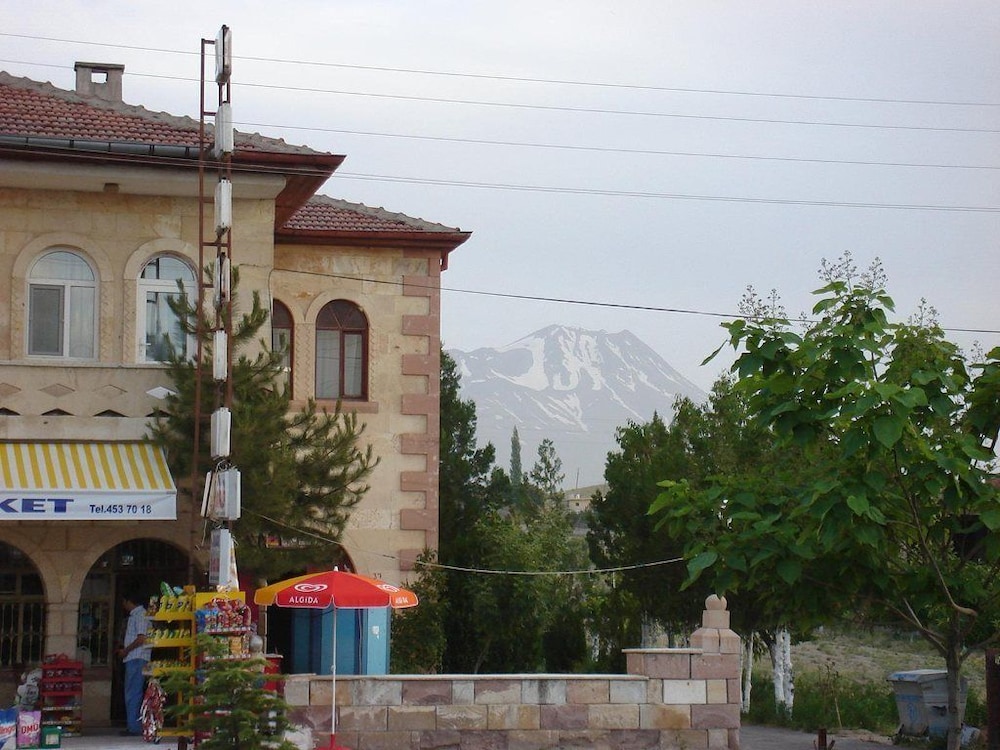 Akar Hotel