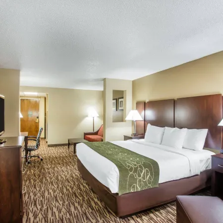 Comfort Suites